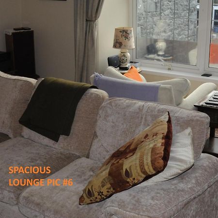 Harlech/Huge Three Bedroom/Best Location 란베드르 외부 사진