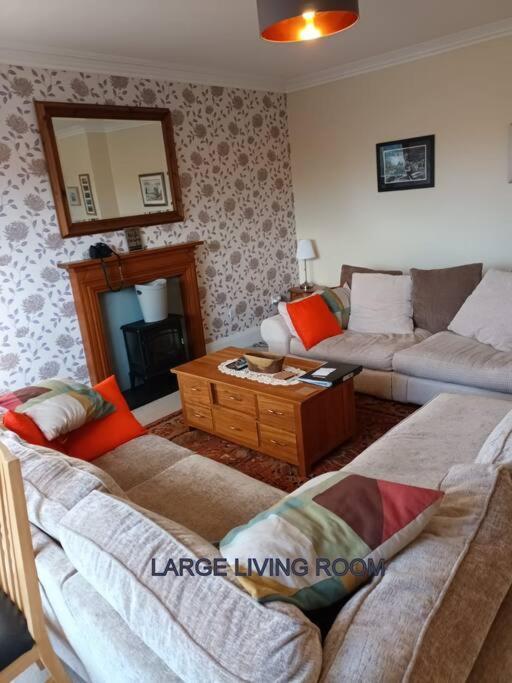 Harlech/Huge Three Bedroom/Best Location 란베드르 외부 사진